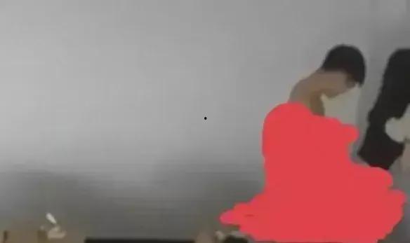 校园情侣约会吃瓜,情侣约会吃瓜趣事大盘点