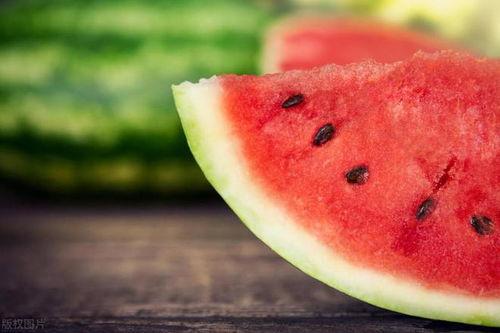 吃西瓜西吃瓜文案,吃西瓜，西吃瓜，清凉一夏！