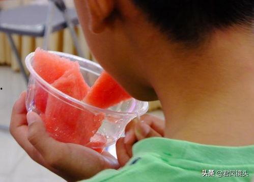 吃瓜节的视频,趣味视频带你领略年度盛事