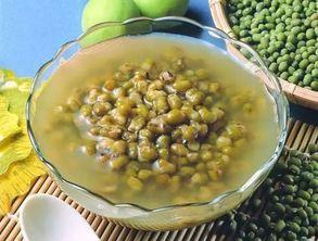 吃绿豆汤可以吃角瓜吗,夏季养生美食搭配指南