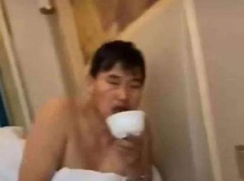 女粉丝在线吃瓜,揭秘网络吃瓜文化的魅力与争议