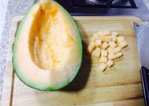 呆瓜吃哈密瓜,呆瓜的哈密瓜奇遇记