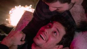 邻居大叔吃瓜,邻居大叔的瓜田奇遇记